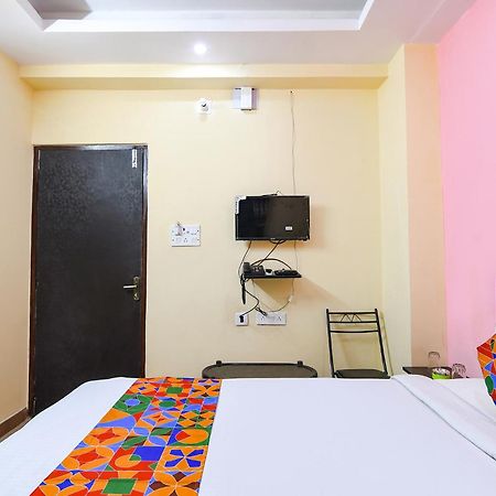 Fabexpress Comfort Inn Barakpur Екстер'єр фото
